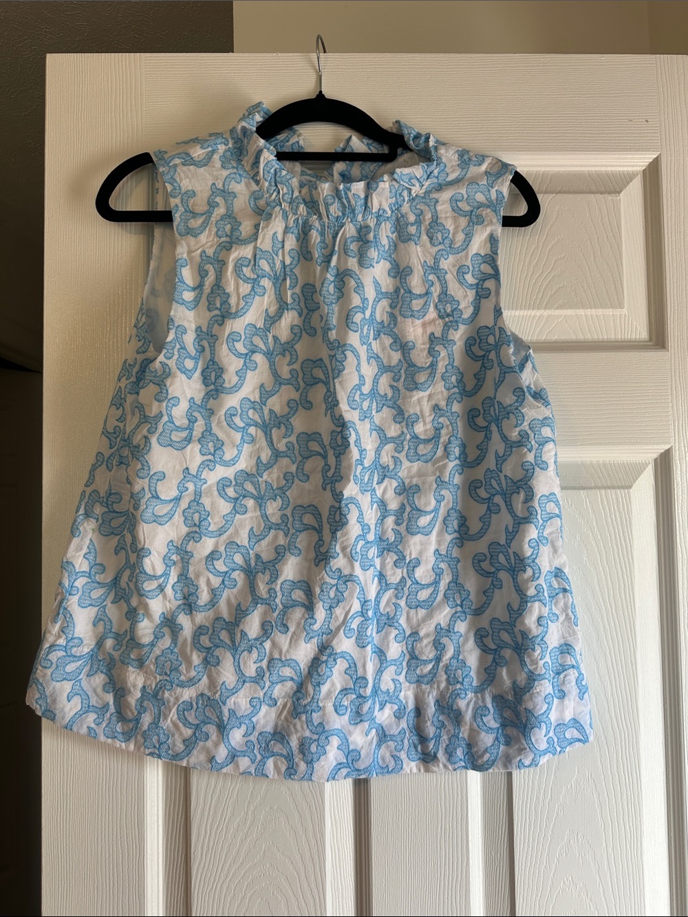 NWT embroidered tank top